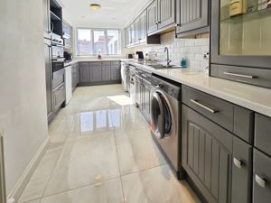 Photo 16- click for photo gallery